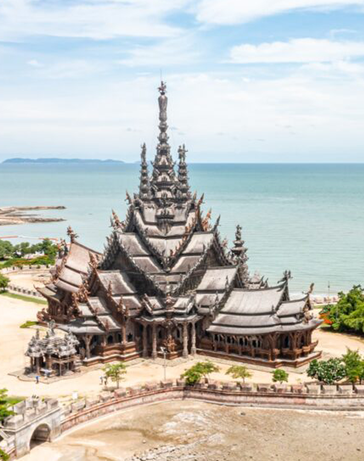 วัดไม้ในพัทยา